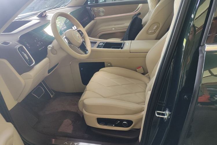 Used Hima AITO M9 2025 Pure Electric Ultra Version 100 kWh 6-Seater Model Left Front Seat