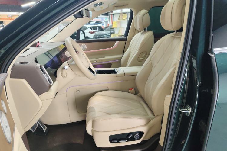 Used Hima AITO M9 2025 Pure Electric Ultra Version 100 kWh 6-Seater Model Left Front Seat