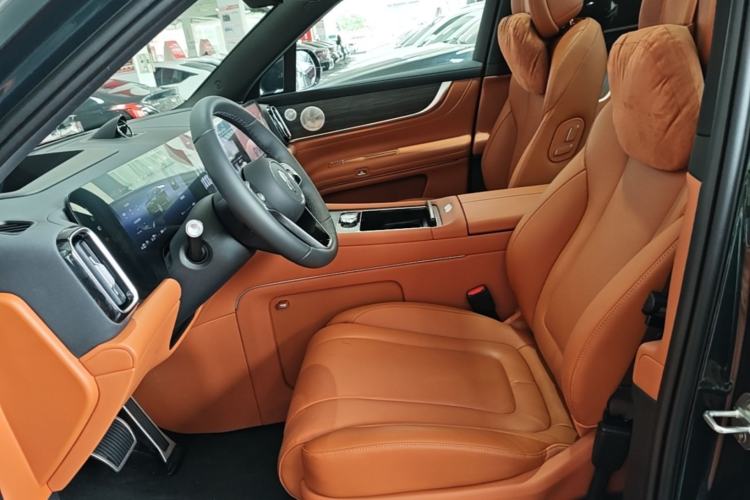 Used Hima AITO M9 2025 Extended-Range Ultra Version 52 kWh 5-Seater Edition Left Front Seat