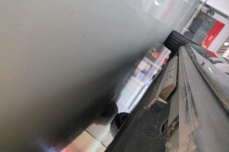 Used Hima AITO M9 2025 Extended-Range Max Version 52 kWh 6-Seater Edition Left Side Sill