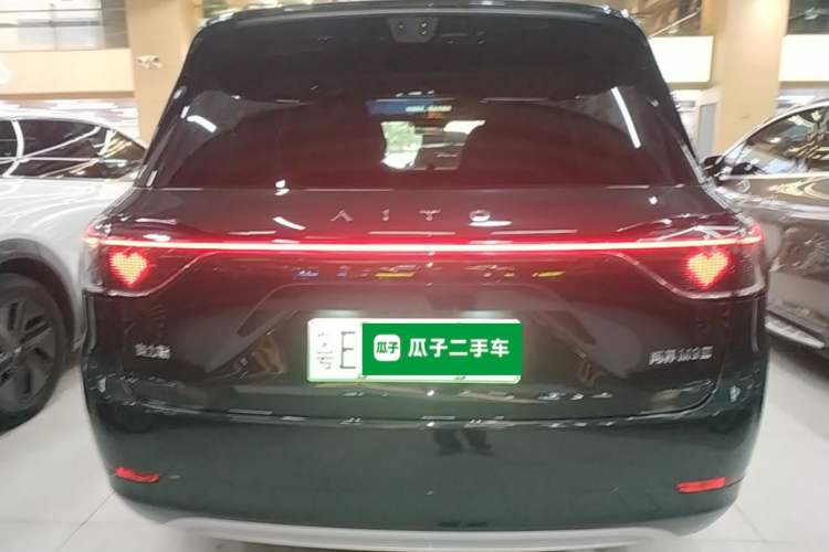Used Hima AITO M9 2025 Pure Electric Ultra Version 100 kWh 6-Seater Model Rear