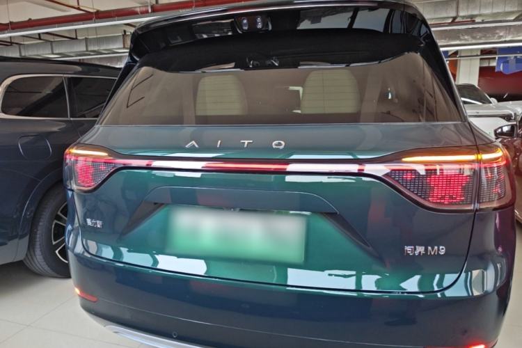 Used Hima AITO M9 2025 Extended-Range Ultra Version 52 kWh 6-Seater Rear