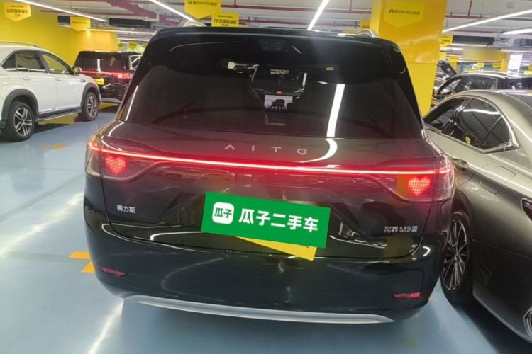 Used Hima AITO M9 2025 Pure Electric Ultra Version 100 kWh 6-Seater Model Rear