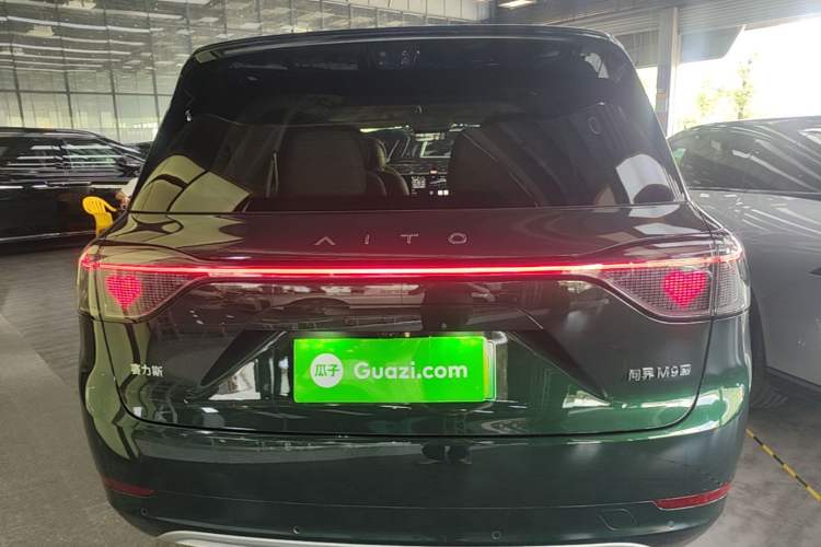 Used Hima AITO M9 2025 Pure Electric Ultra Version 100 kWh 6-Seater Model Rear