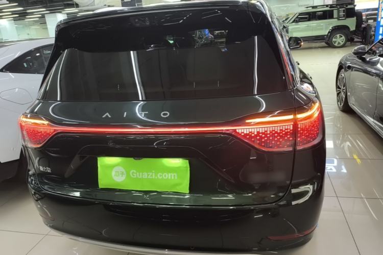 Used Hima AITO M9 2025 Pure Electric Ultra Version 100 kWh 6-Seater Model Rear