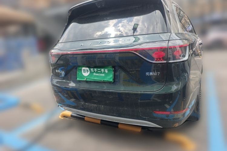 Used Hima AITO M9 2025 Extended-Range Ultra Version 52 kWh 5-Seater Edition Rear