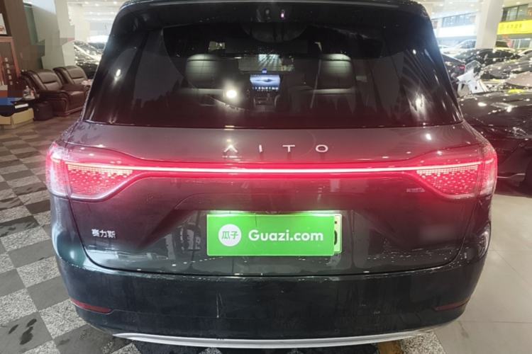 Used Hima AITO M9 2025 Extended-Range Ultra Version 52 kWh 6-Seater Rear