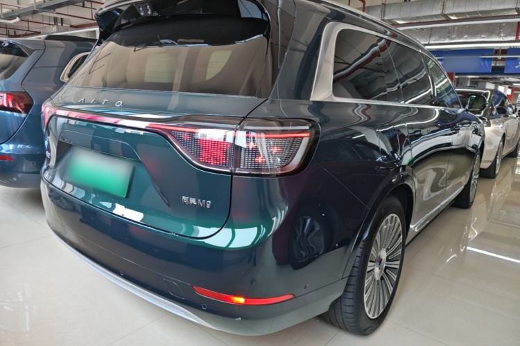Used Hima AITO M9 2025 Extended-Range Ultra Version 52 kWh 6-Seater Rear Right 45 Deg