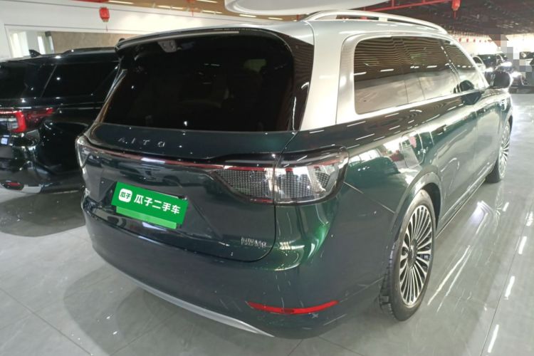 Used Hima AITO M9 2025 Extended-Range Ultra Version 52 kWh 6-Seater Rear Right 45 Deg