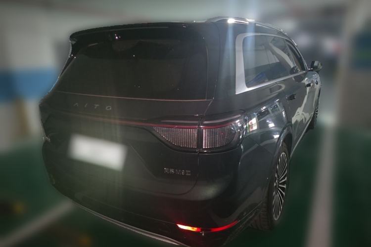 Used Hima AITO M9 2025 Pure Electric Ultra Version 100 kWh 6-Seater Model Rear Right 45 Deg