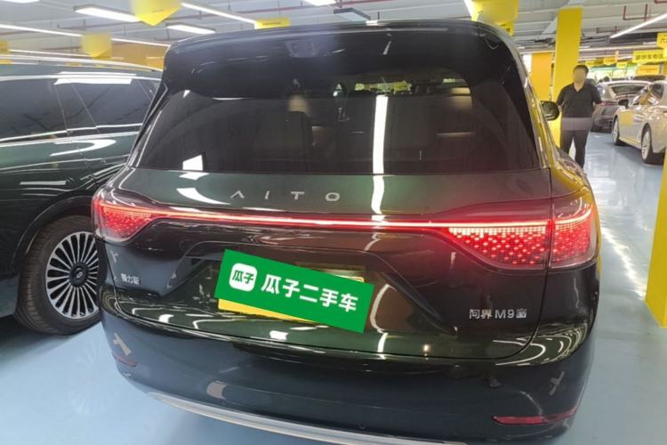 Used Hima AITO M9 2025 Pure Electric Ultra Version 100 kWh 6-Seater Model Rear