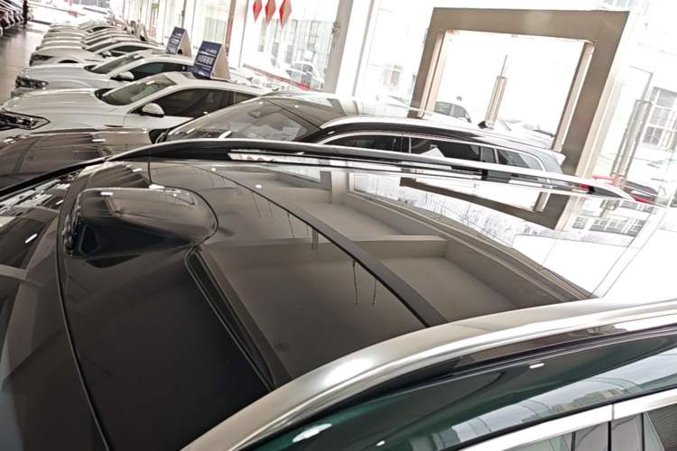 Used Hima AITO M9 2025 Extended-Range Ultra Version 52 kWh 5-Seater Edition Roof