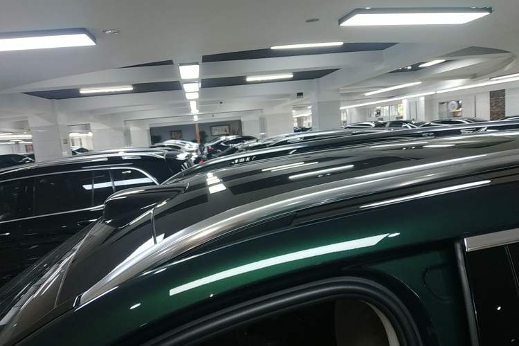 Used Hima AITO M9 2025 Extended-Range Max Version 52 kWh 6-Seater Edition Roof