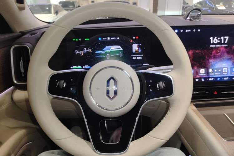 Used Hima AITO M9 2025 Extended-Range Ultra Version 52 kWh 6-Seater Steering Wheel