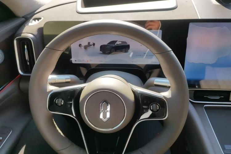 Used Hima AITO M9 2025 Extended-Range Ultra Version 52 kWh 5-Seater Edition Steering Wheel