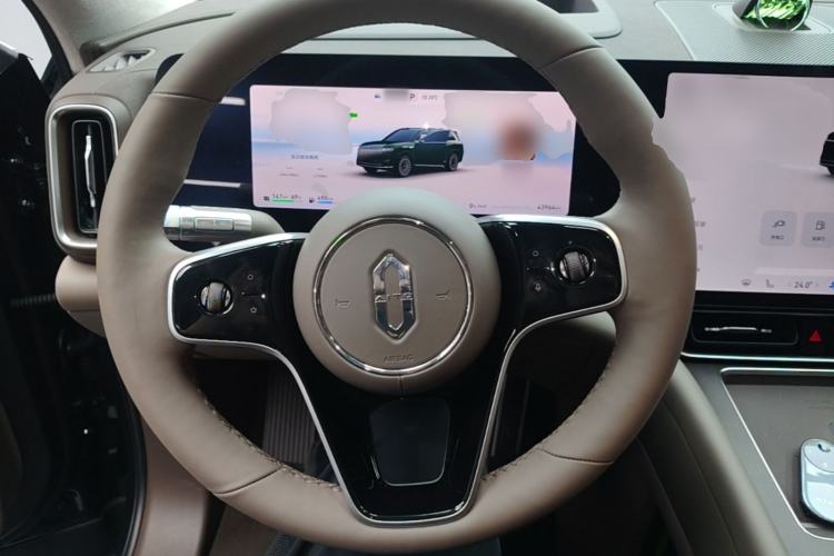 Used Hima AITO M9 2025 Extended-Range Ultra Version 52 kWh 5-Seater Edition Steering Wheel