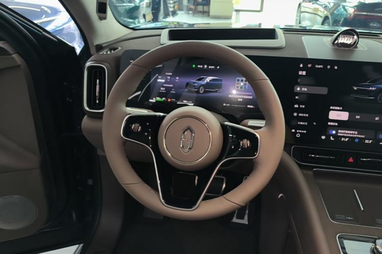 Used Hima AITO M9 2025 Extended-Range Ultra Version 52 kWh 5-Seater Edition Steering Wheel