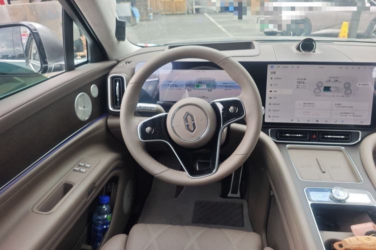Used Hima AITO M9 2025 Extended-Range Ultra Version 52 kWh 5-Seater Edition Steering Wheel