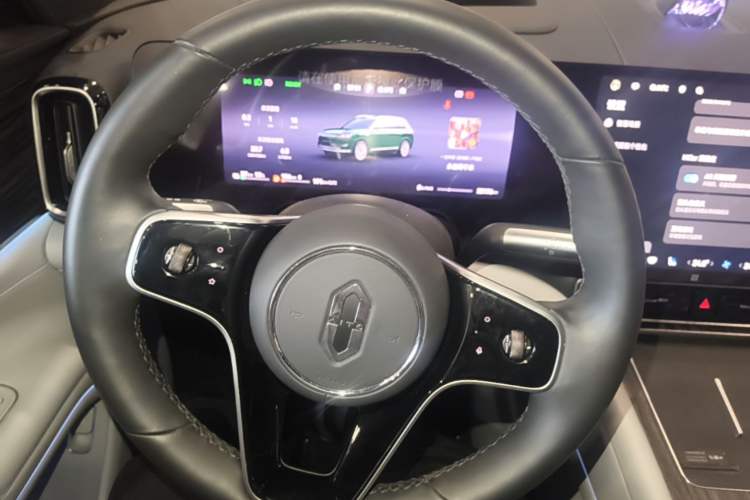 Used Hima AITO M9 2025 Extended-Range Ultra Version 52 kWh 6-Seater Steering Wheel