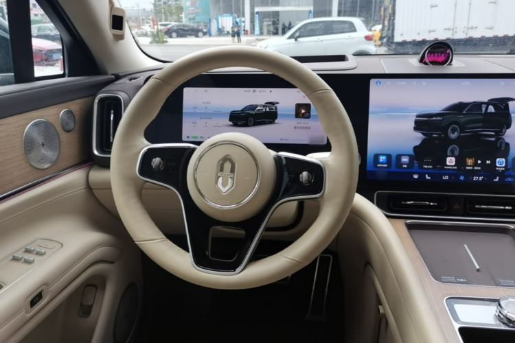 Used Hima AITO M9 2025 Pure Electric Ultra Version 100 kWh 6-Seater Model Steering Wheel