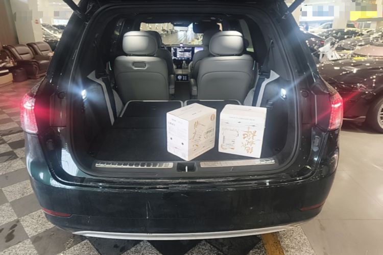 Used Hima AITO M9 2025 Extended-Range Ultra Version 52 kWh 6-Seater Trunk
