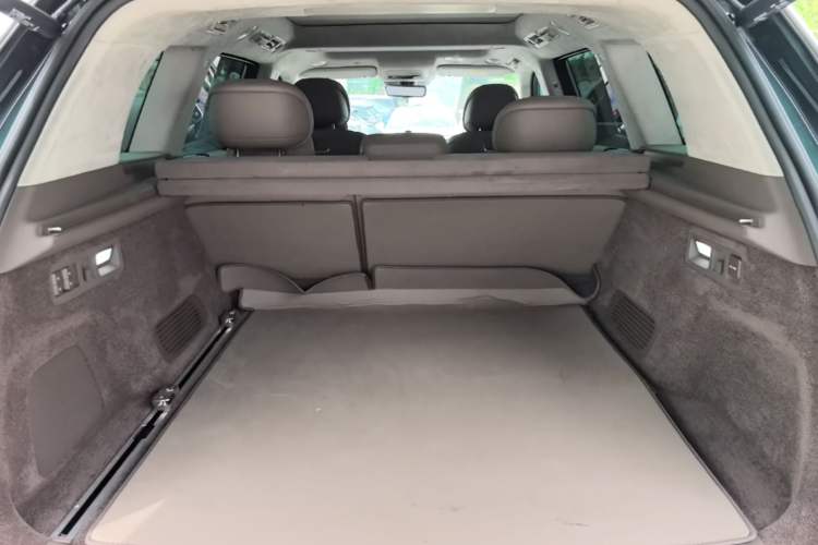 Used Hima AITO M9 2025 Extended-Range Ultra Version 52 kWh 5-Seater Edition Trunk