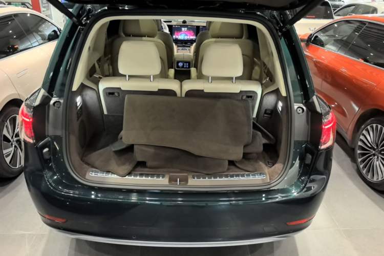 Used Hima AITO M9 2025 Pure Electric Ultra Version 100 kWh 6-Seater Model Trunk