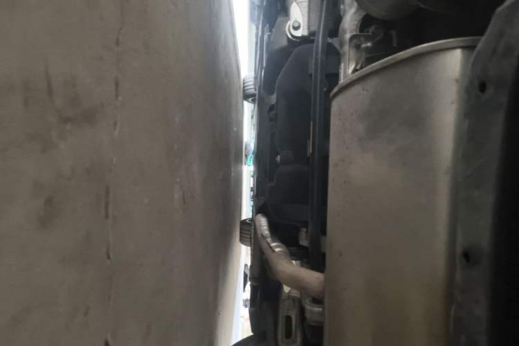 Used Hima AITO M9 2025 Extended-Range Ultra Version 52 kWh 6-Seater Chassis Rear