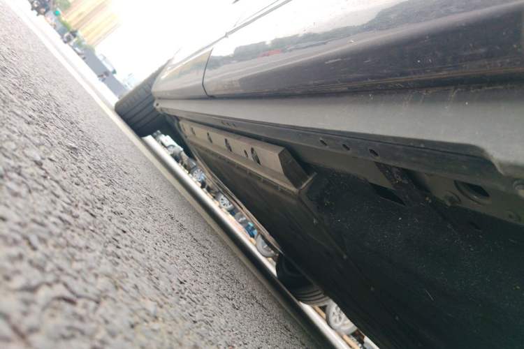 Used Hima AITO M9 2025 Extended-Range Ultra Version 52 kWh 5-Seater Edition Chassis Rear Left