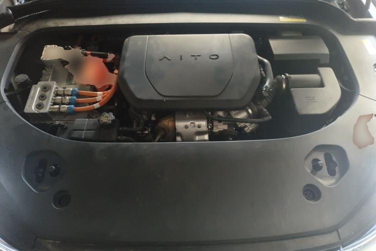 Used Hima AITO M9 2025 Extended-Range Ultra Version 52 kWh 6-Seater Engine Bay