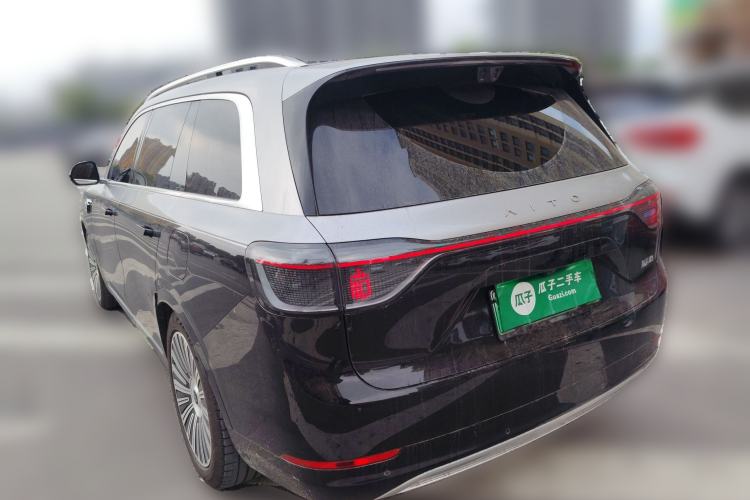 Used Hima AITO M9 2025 Extended-Range Ultra Version 52 kWh 5-Seater Edition Rear Left 45 Deg