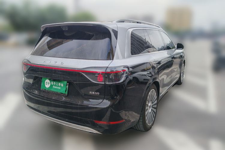 Used Hima AITO M9 2025 Extended-Range Ultra Version 52 kWh 5-Seater Edition Rear Right 45 Deg