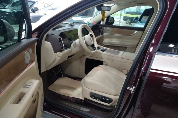 Used Hima AITO M9 2025 Extended-Range Ultra Version 52 kWh 6-Seater Driver Seat