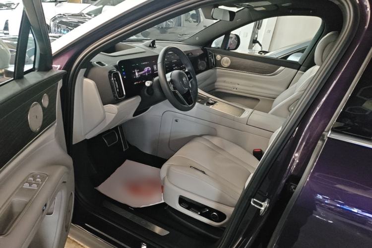 Used Hima AITO M9 2025 Extended-Range Ultra Version 52 kWh 5-Seater Edition Driver Seat