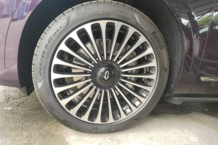 Used Hima AITO M9 2025 Extended-Range Ultra Version 52 kWh 6-Seater Exterior 4