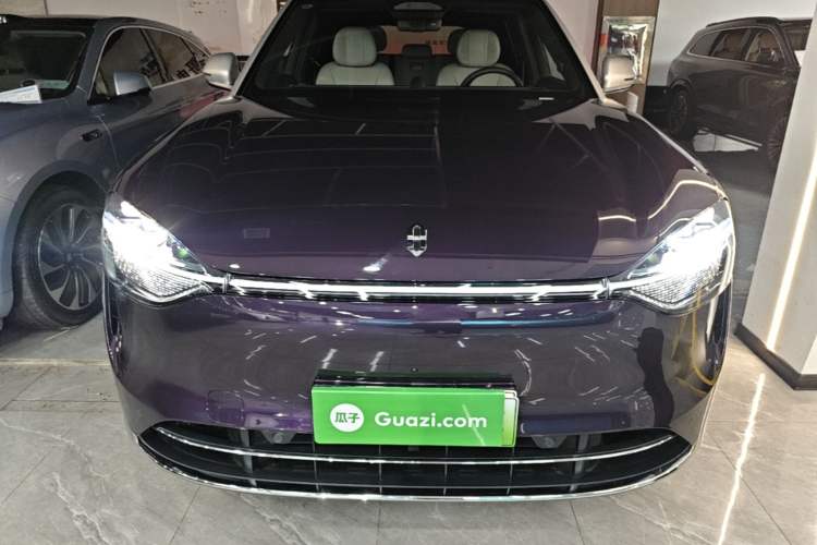 Used Hima AITO M9 2025 Extended-Range Ultra Version 52 kWh 5-Seater Edition Front