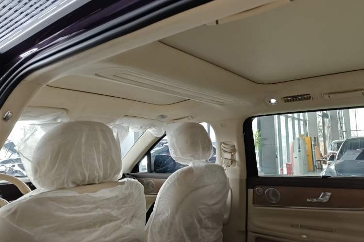 Used Hima AITO M9 2025 Extended-Range Ultra Version 52 kWh 5-Seater Edition Headliner