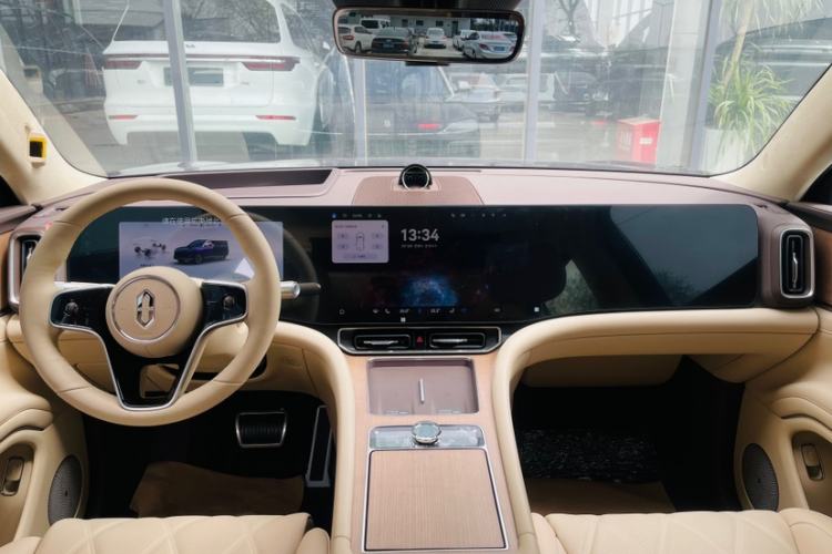 Used Hima AITO M9 2025 Extended-Range Ultra Version 52 kWh 5-Seater Edition Interior 9