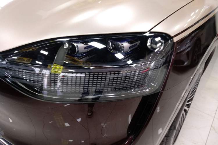 Used Hima AITO M9 2025 Extended-Range Ultra Version 52 kWh 6-Seater Left Front Headlight