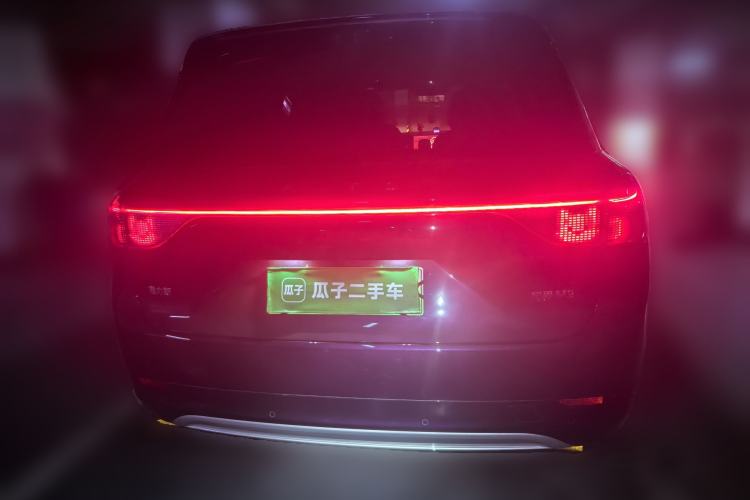 Used Hima AITO M9 2025 Model Range-Extended Ultra Edition 52kWh 6-seater (896-line LiDAR) Rear