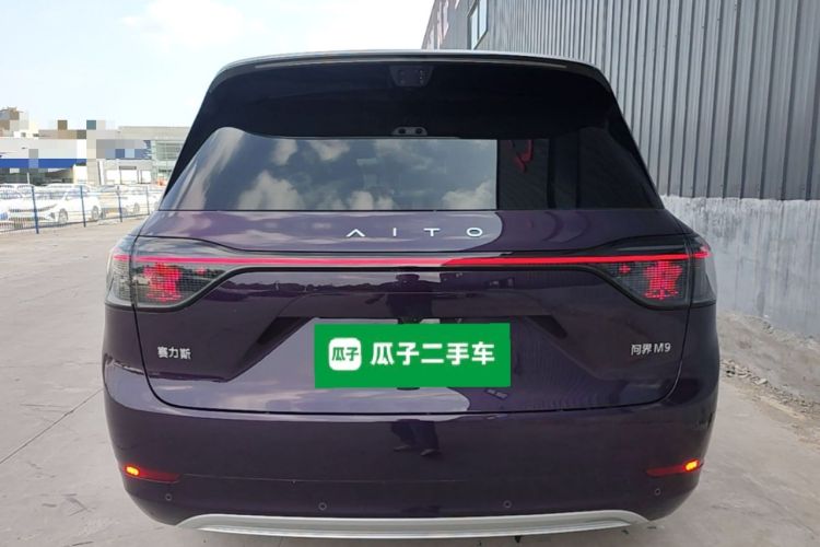 Used Hima AITO M9 2025 Extended-Range Ultra Version 52 kWh 6-Seater Rear