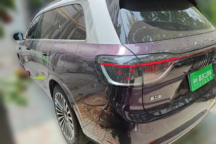 Used Hima AITO M9 2025 Extended-Range Ultra Version 52 kWh 6-Seater Rear Left 45 Deg