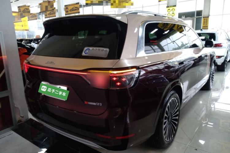 Used Hima AITO M9 2025 Extended-Range Ultra Version 52 kWh 6-Seater Rear Right 45 Deg