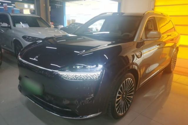 Used Hima AITO M9 2025 Extended-Range Ultra Version 52 kWh 6-Seater