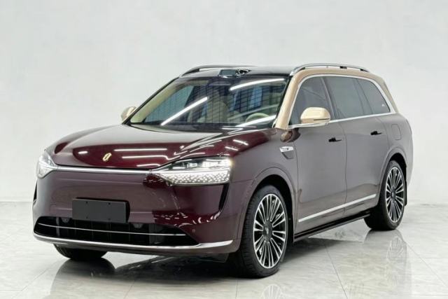 Ojetý Hima AITO M9 2025 Extended-Range Ultra Version 52 kWh 5-Seater Edition