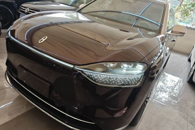 Used Hima AITO M9 2025 Extended-Range Ultra Version 52 kWh 5-Seater Edition