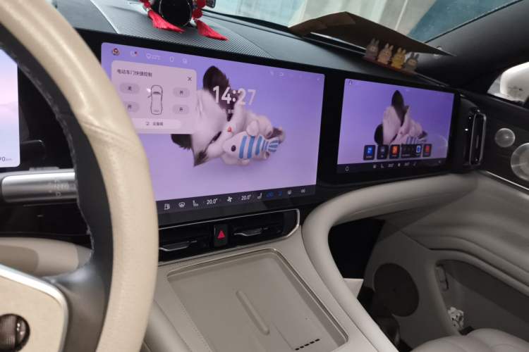 Used Hima AITO M9 2025 Extended-Range Ultra Version 52 kWh 6-Seater Audio And AC Panel