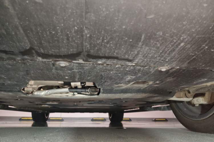 Used Hima AITO M9 2025 Extended-Range Ultra Version 52 kWh 6-Seater Chassis Front