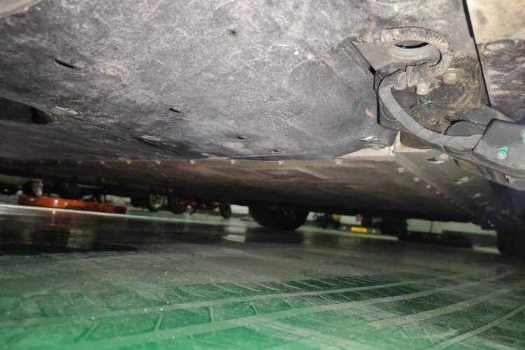 Used Hima AITO M9 2025 Extended-Range Ultra Version 52 kWh 6-Seater Chassis Front Left