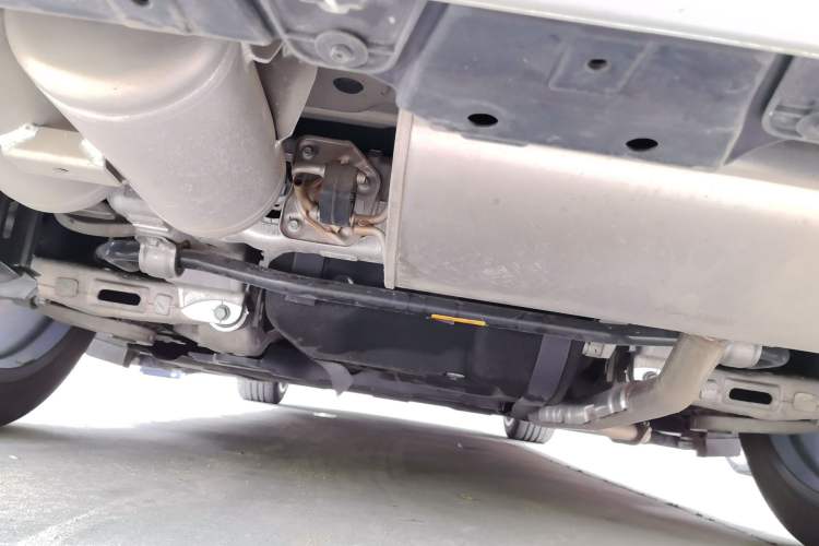 Used Hima AITO M9 2025 Extended-Range Ultra Version 52 kWh 6-Seater Chassis Rear